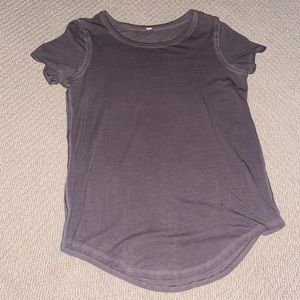 LULULEMON TEE SHIRT